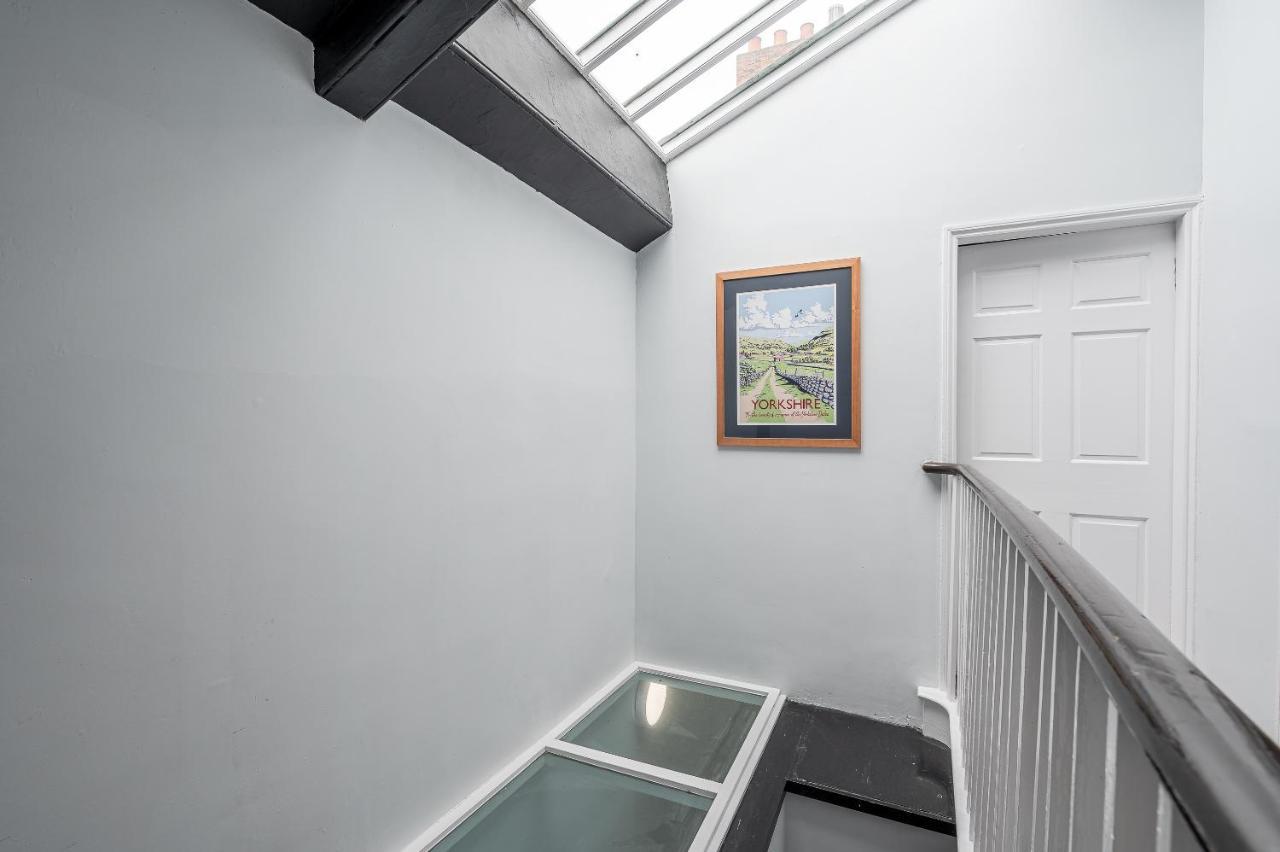 The Falcon Tap Apartment York Exterior foto